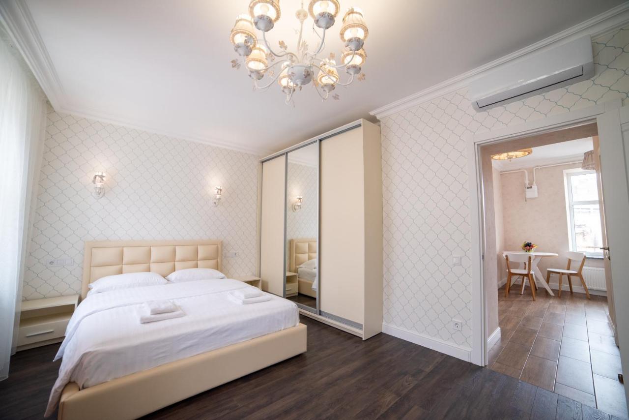 Asao-Apartments Walking Center Zone Lviv Ngoại thất bức ảnh